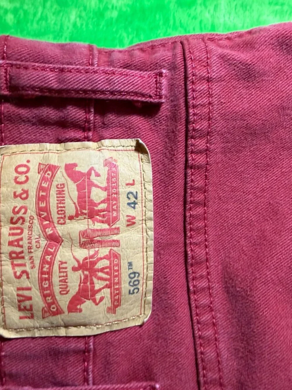Levi's 569 Red Denim Shorts Size 42 Relaxed Fit